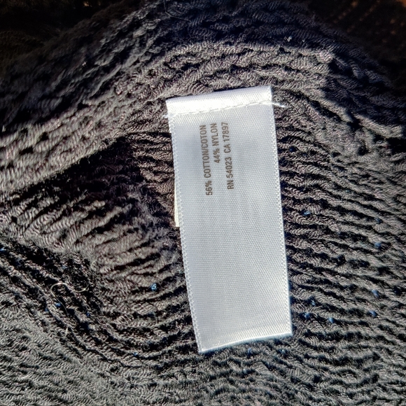 Old Navy Sweater - Picture 7 of 7